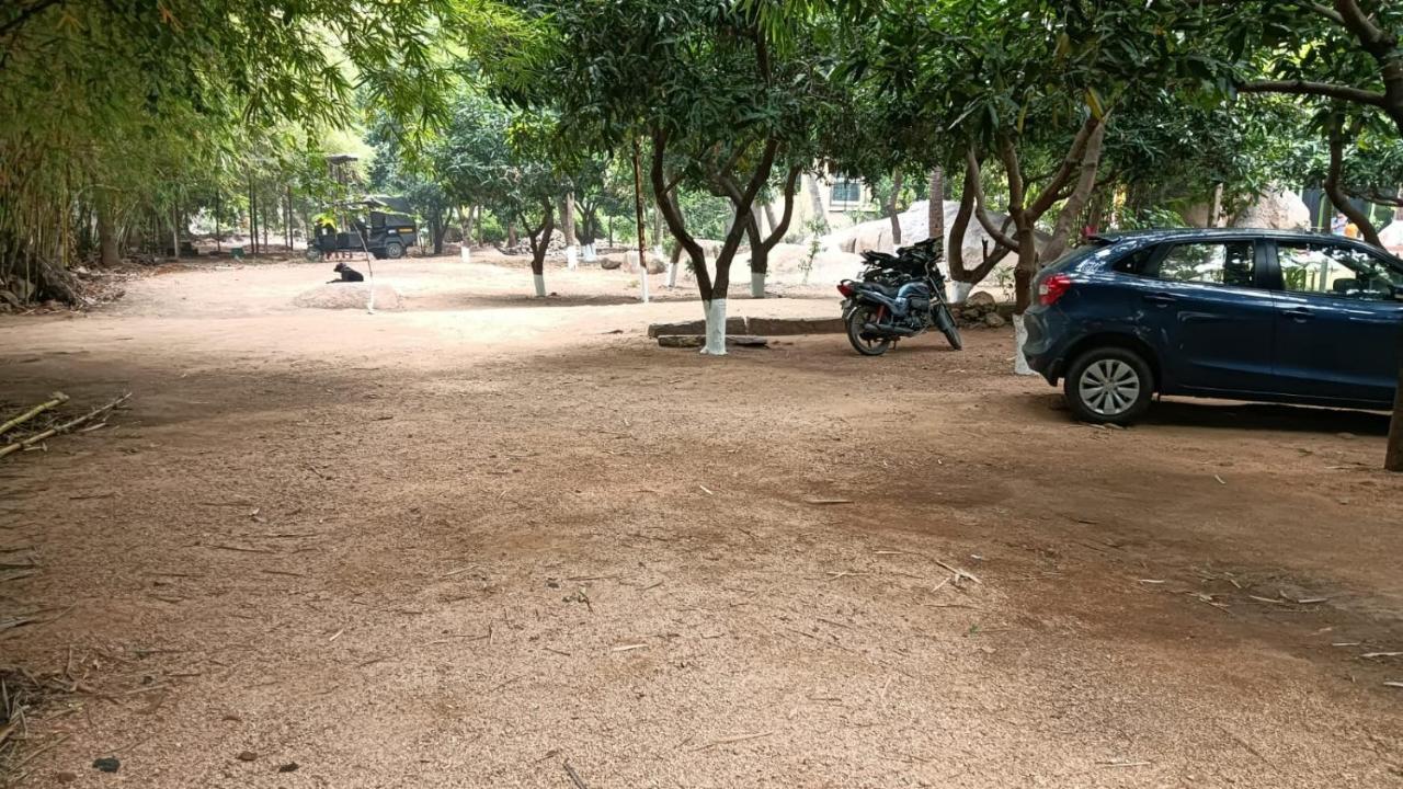 Shankar Homestay Hampi Bagian luar foto