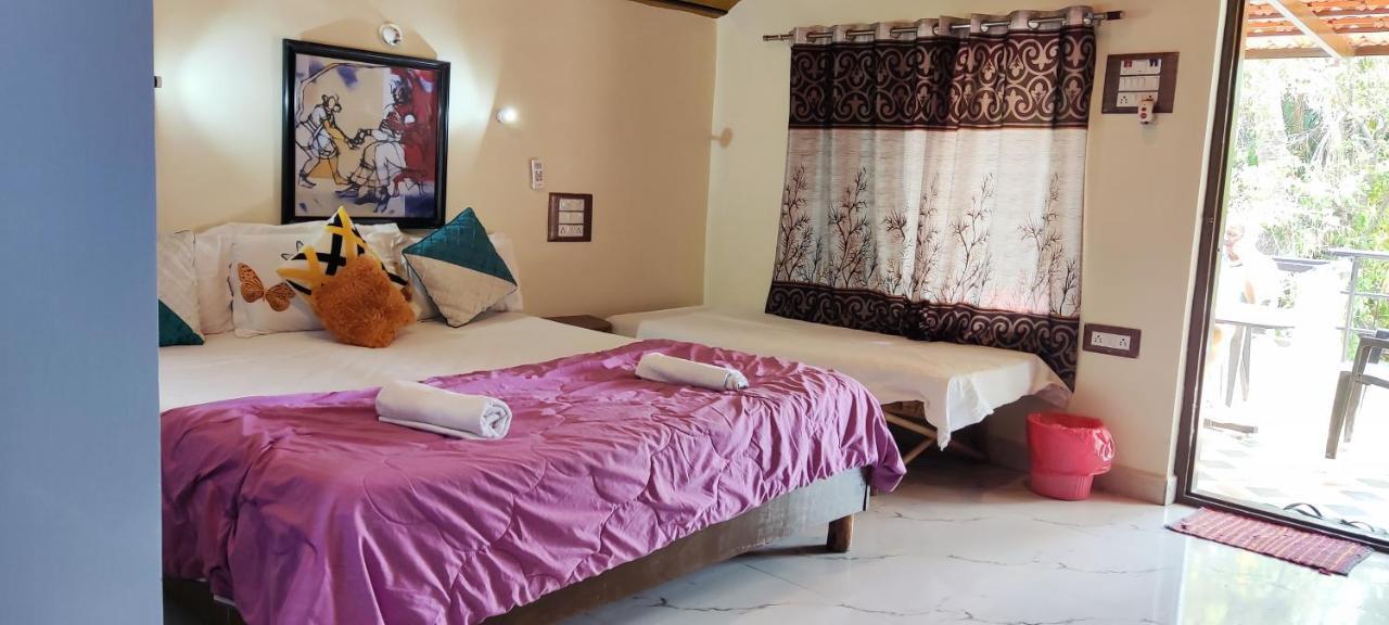 Shankar Homestay Hampi Bagian luar foto
