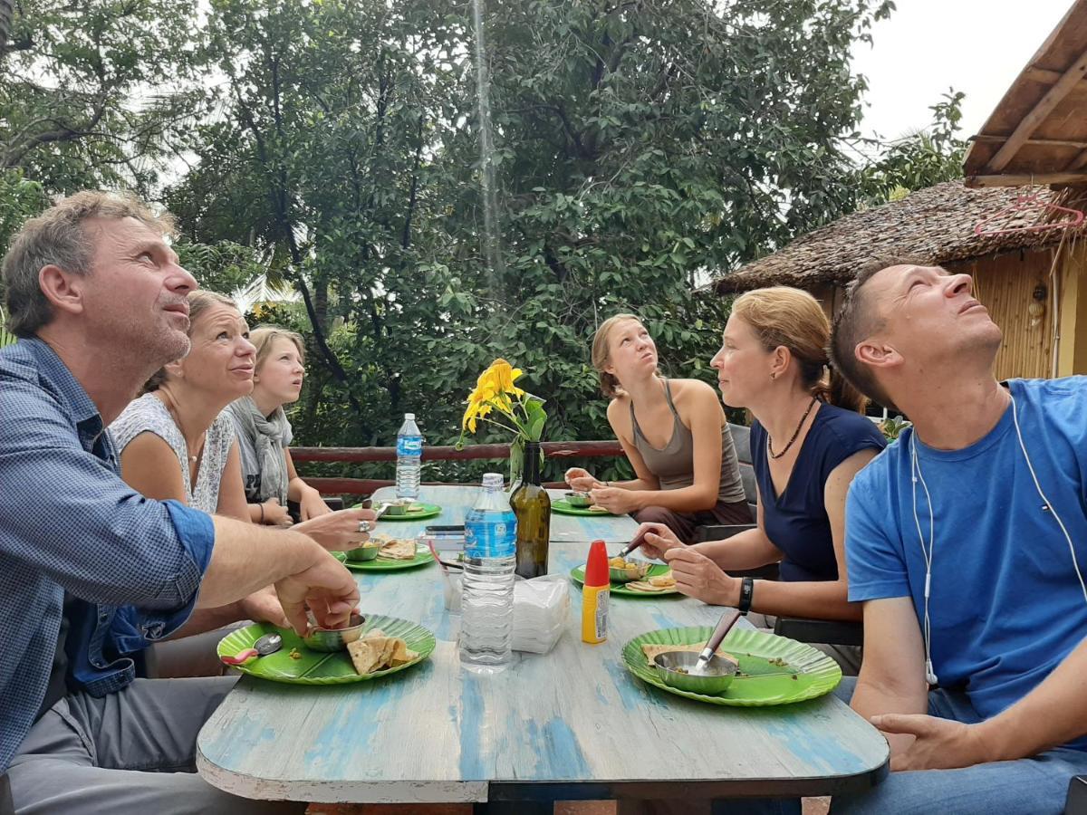 Shankar Homestay Hampi Bagian luar foto